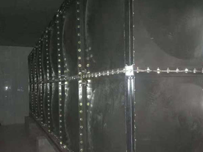 鍍鋅鋼板水箱施工現場